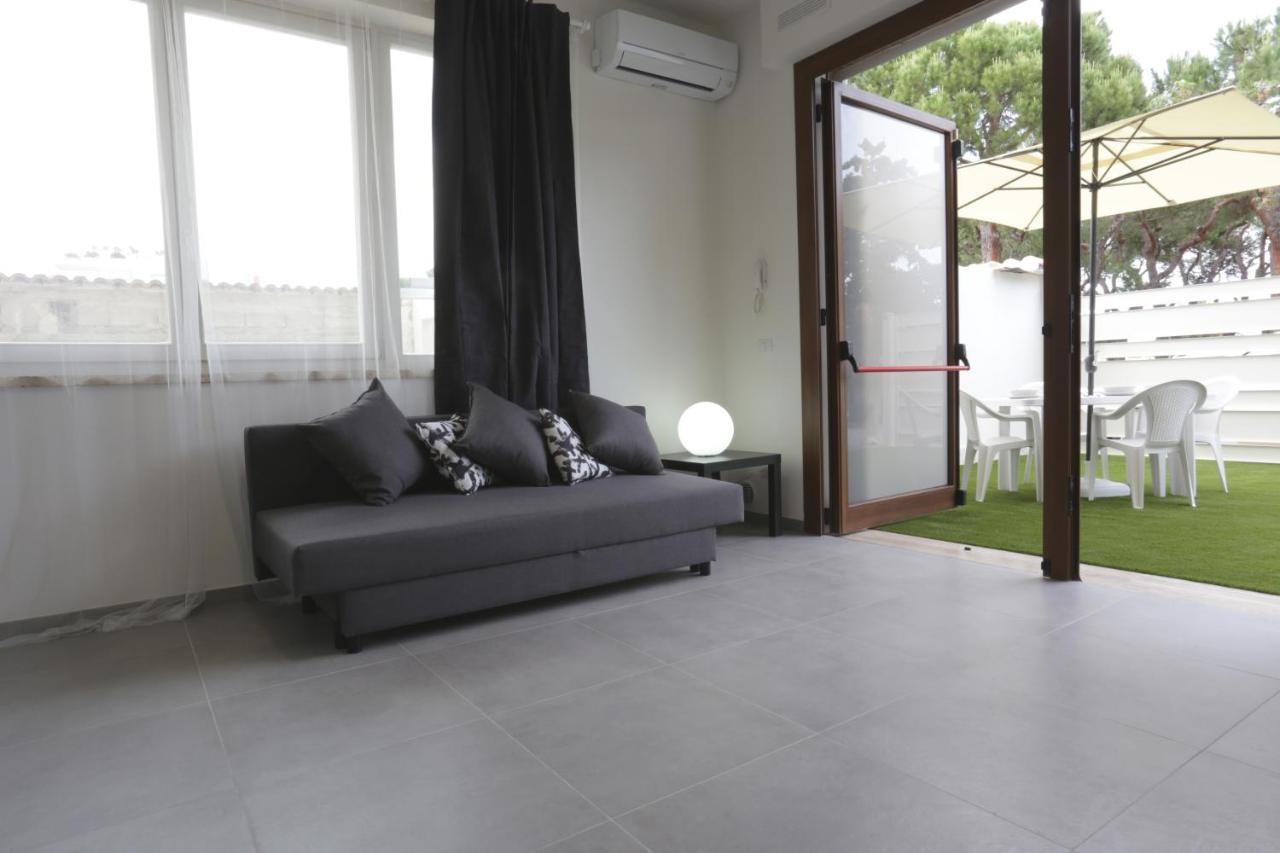 Novella Del Mar Prima Fila Dal Mare Villa กรอตตัมมาเร ภายนอก รูปภาพ