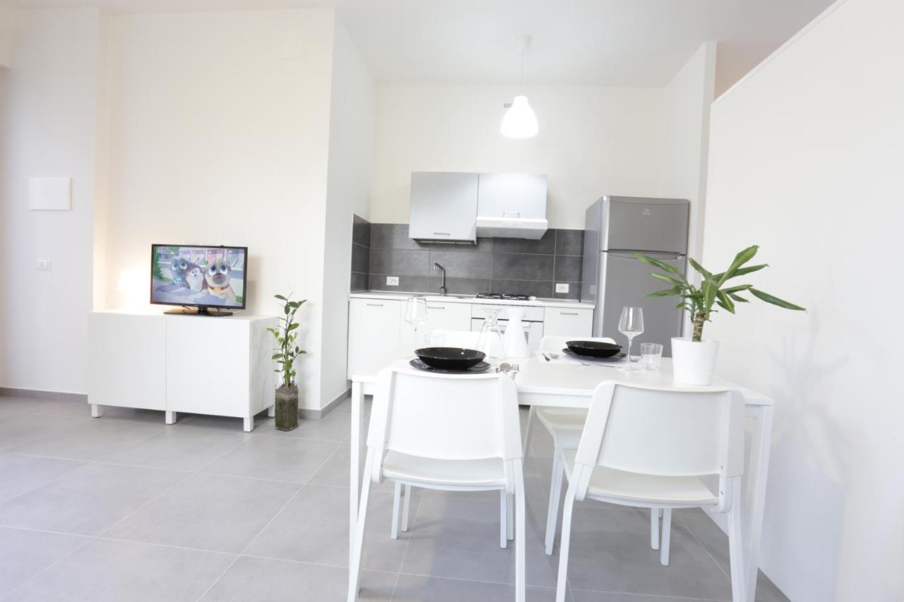 Novella Del Mar Prima Fila Dal Mare Villa กรอตตัมมาเร ภายนอก รูปภาพ