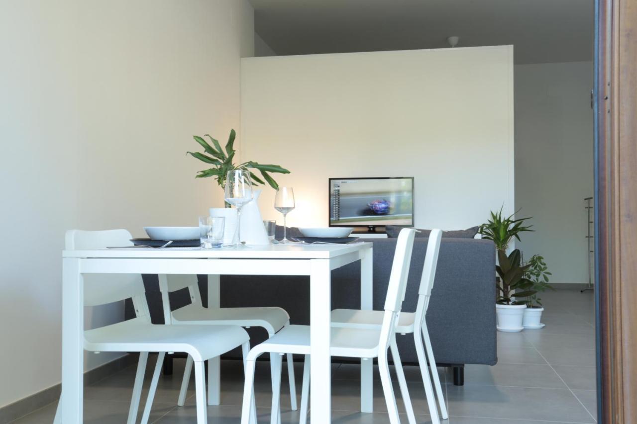 Novella Del Mar Prima Fila Dal Mare Villa กรอตตัมมาเร ภายนอก รูปภาพ