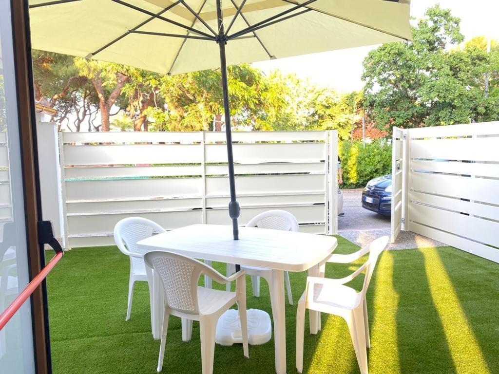 Novella Del Mar Prima Fila Dal Mare Villa กรอตตัมมาเร ภายนอก รูปภาพ