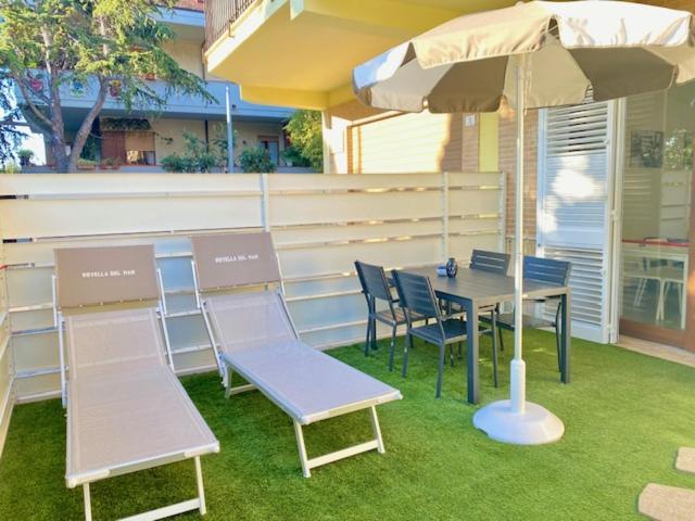 Novella Del Mar Prima Fila Dal Mare Villa กรอตตัมมาเร ภายนอก รูปภาพ